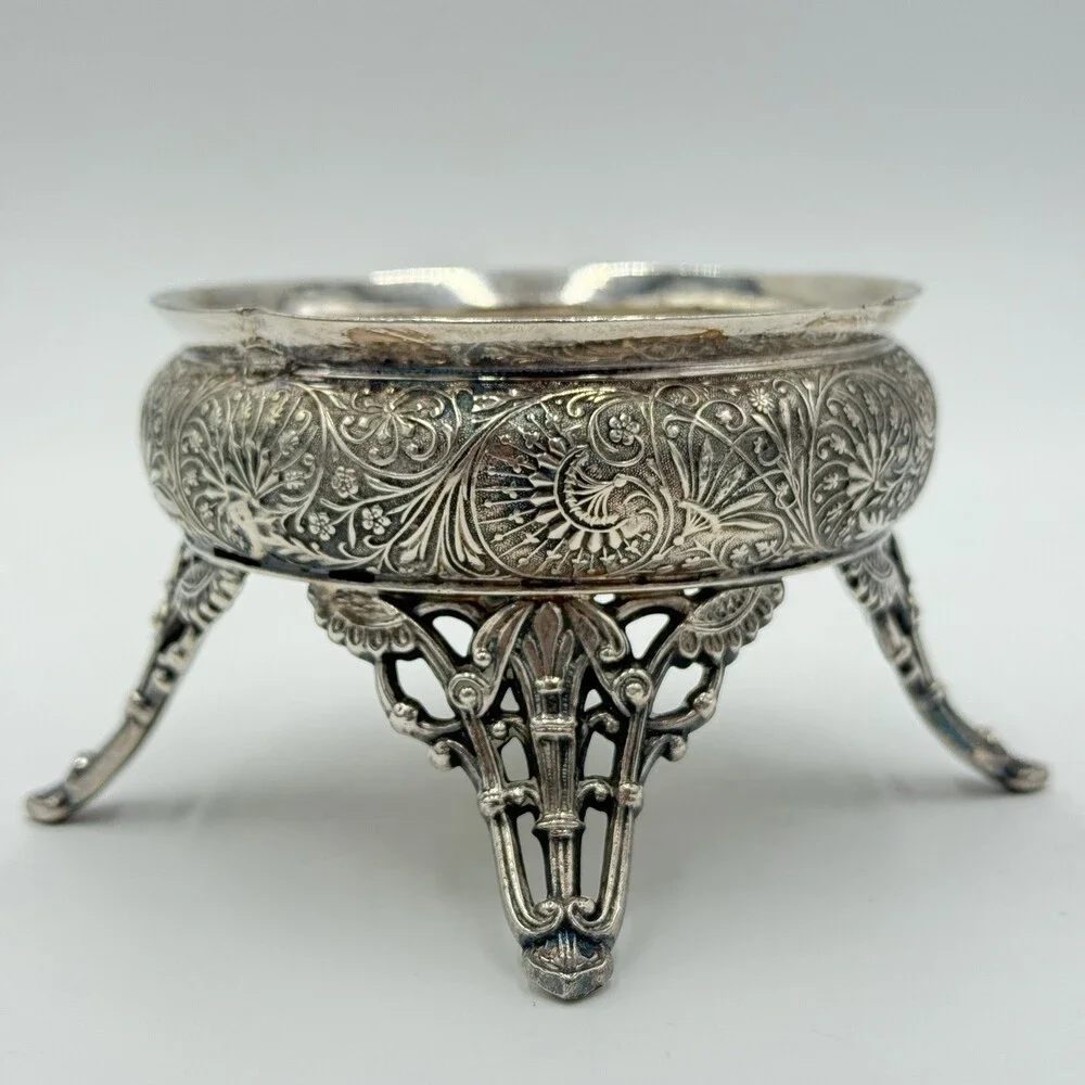 Antique Racine.SP. CO Silver Plate Salt Cellar Ornate Four Legs Rare 2.3”x 3.3”